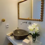 The Nine Graces- Celine, Elegant House With Pool, Garden & Rooftop Villa *