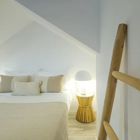 The Nine Graces- Celine, Elegant House With Pool, Garden & Rooftop * Kastrákion