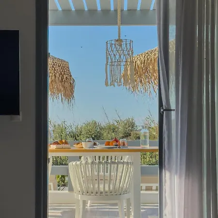 The Nine Graces- Celine, Elegant House With Pool, Garden & Rooftop * Kastrákion