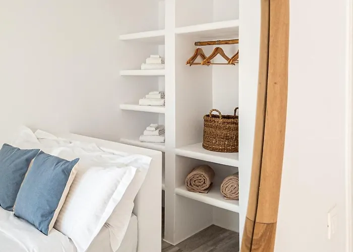 The Nine Graces- Celine, Elegant House With Pool, Garden & Rooftop * Kastraki (Naxos)