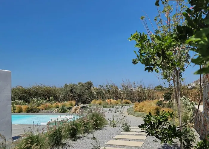 Villa The Nine Graces- Celine, Elegant House With Pool, Garden & Rooftop Kastraki (Naxos)